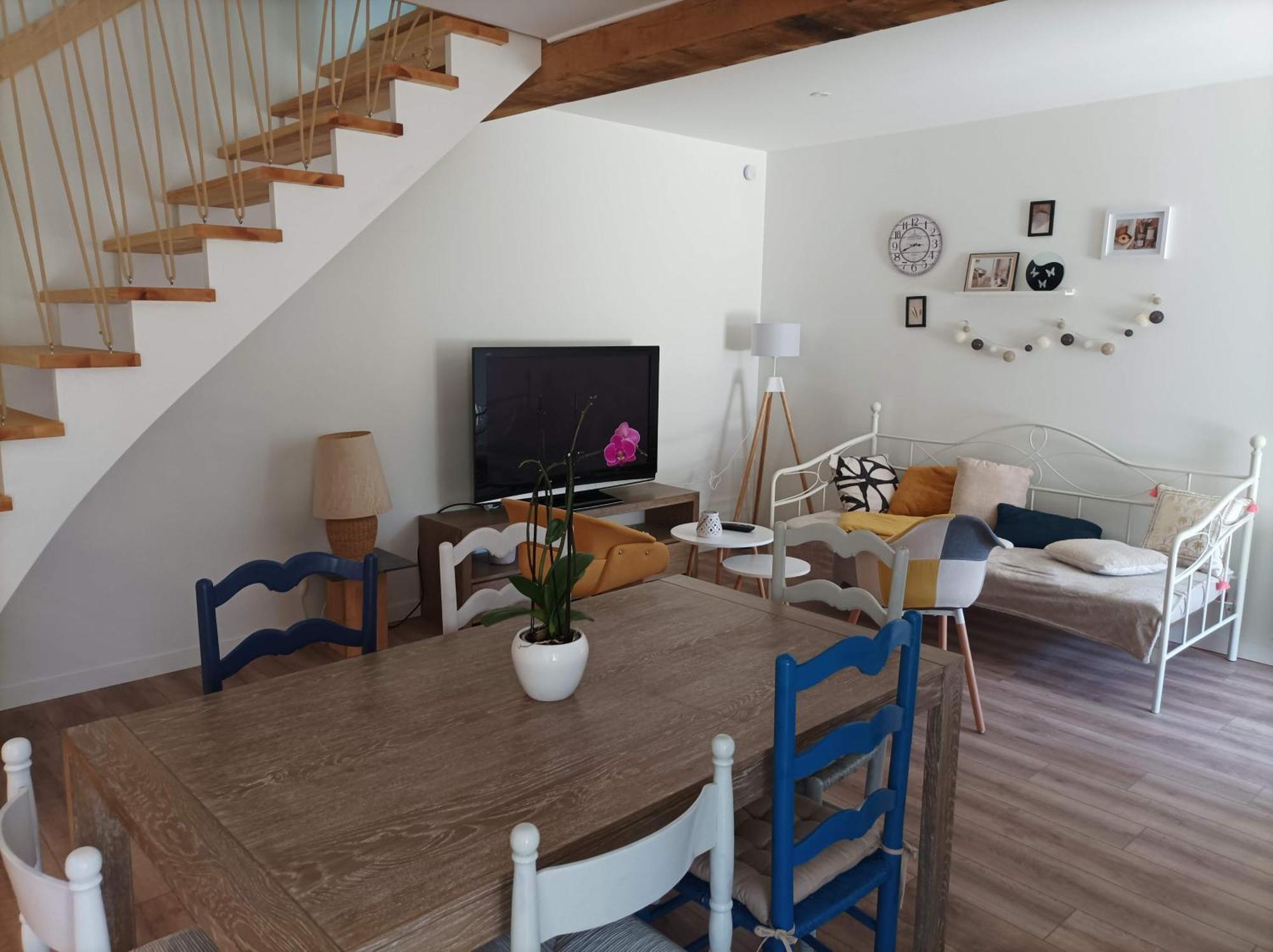 Gite De Charme - 3 Chambres, 5 Lits - De 4 A 7 Personnes Avanton Екстер'єр фото